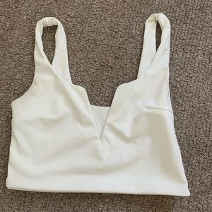 White crop top w/ V neck🤍🤍🤍